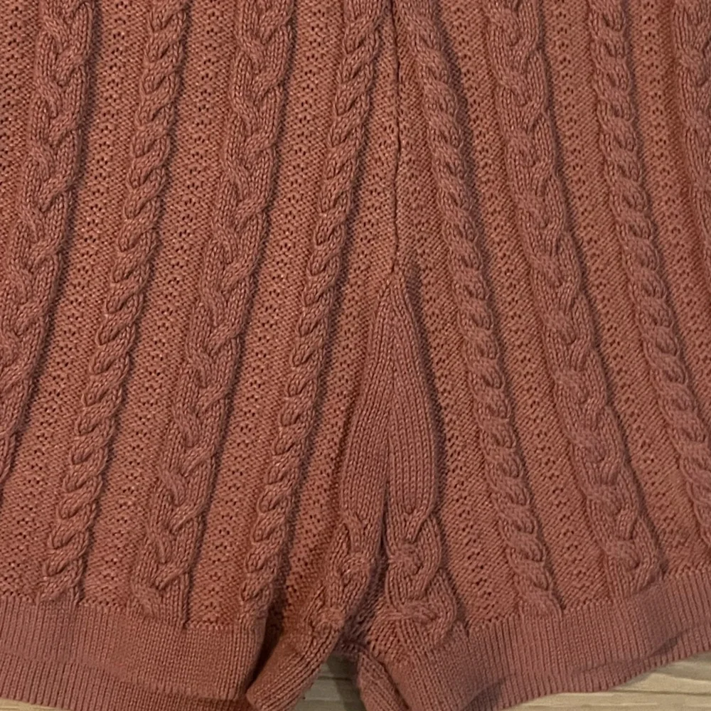 Women's Cable Knit Bike Shorts in Rust/Pink